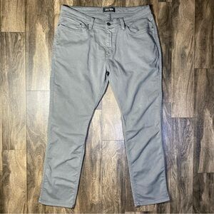 DU/ER No Sweat Relaxed Taper Pants Men's 38x32 Gull N2X DUER Golf Tencel Stretch